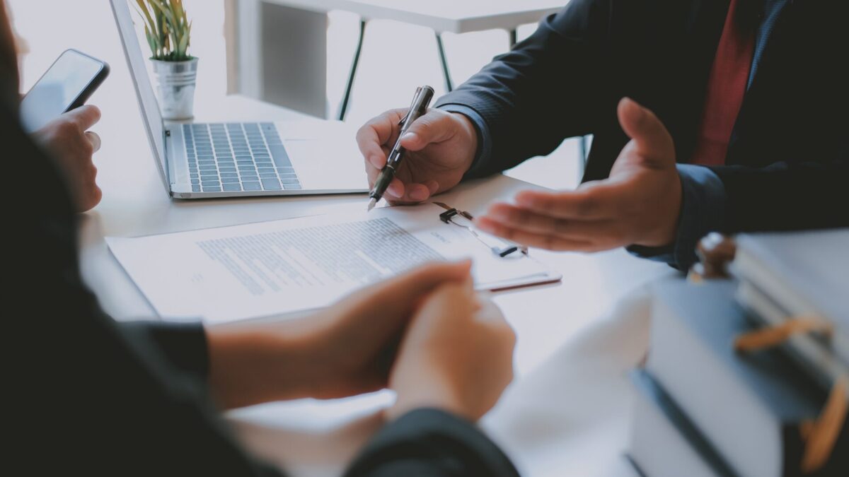 同業者に埋もれた社労士が選ばれるようになった、たった1つの工夫