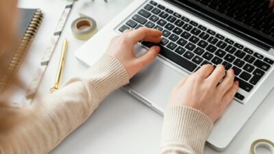 記事を書いても稼げない…そんな悩みを解決した“売るものを変える”戦略とは